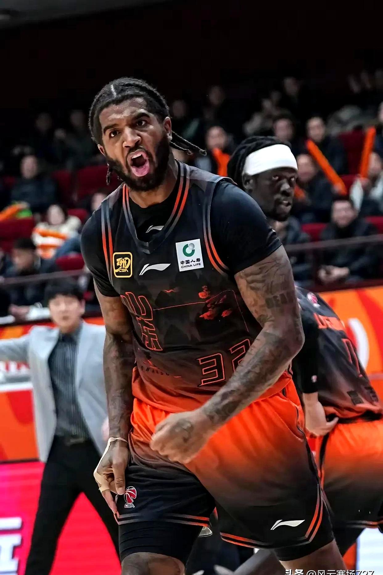 包含山东男篮迎法甲关键赛;转会期刷新队史纪录;压力陡增;赛季目标并未改变的词条 包含山东男篮迎法甲关键赛;转会期刷新队史纪录;压力陡增;赛季目标并未改变的词条