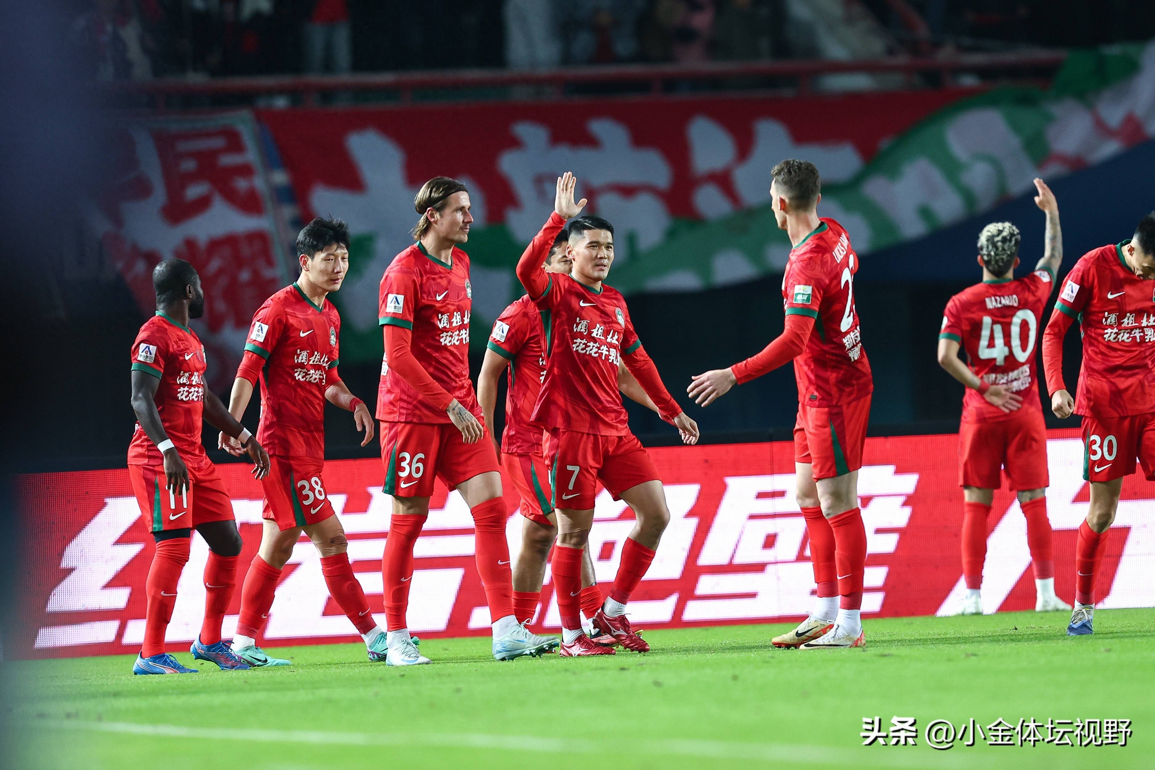  fm前场组织核心进攻 